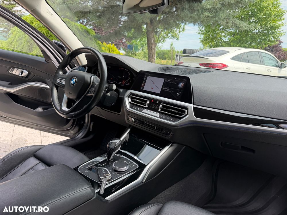 BMW Seria 3 ver-320i-aut-luxury-line - 18