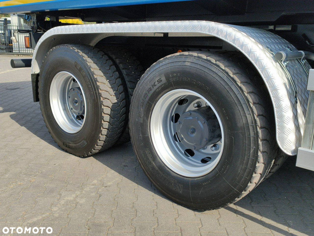 Iveco Trakker 360 EEV Manual 6x4 Wywrot 3-stronny Hydroburta Bok i Tył - 13