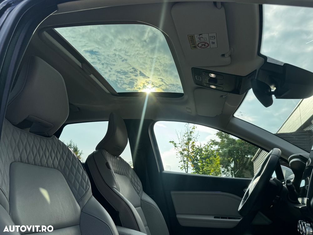 Renault Captur PHEV 160 Engineered - 27