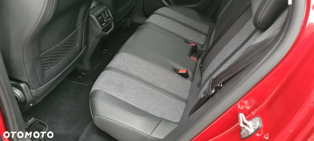 Peugeot 3008 1.5 BlueHDi Allure S&S EAT8 - 14