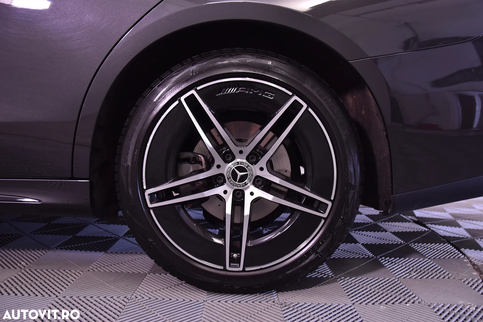 Mercedes-Benz E 220 d MHEV Aut. - 13