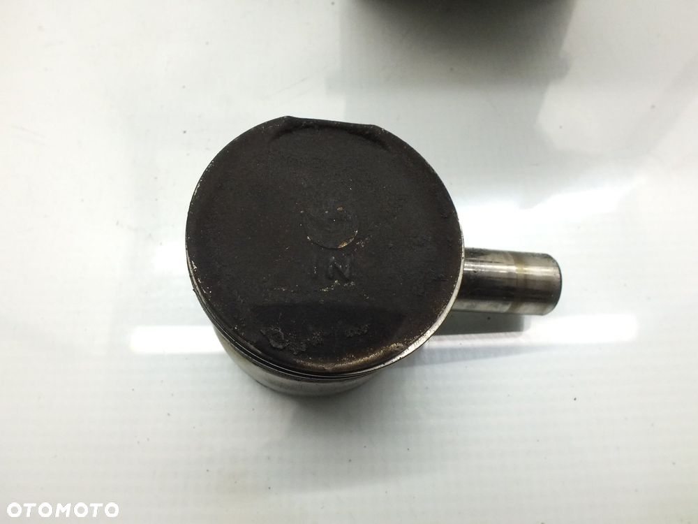 Cylinder Z Tłokiem Kymco Grand Dink 125 - 6