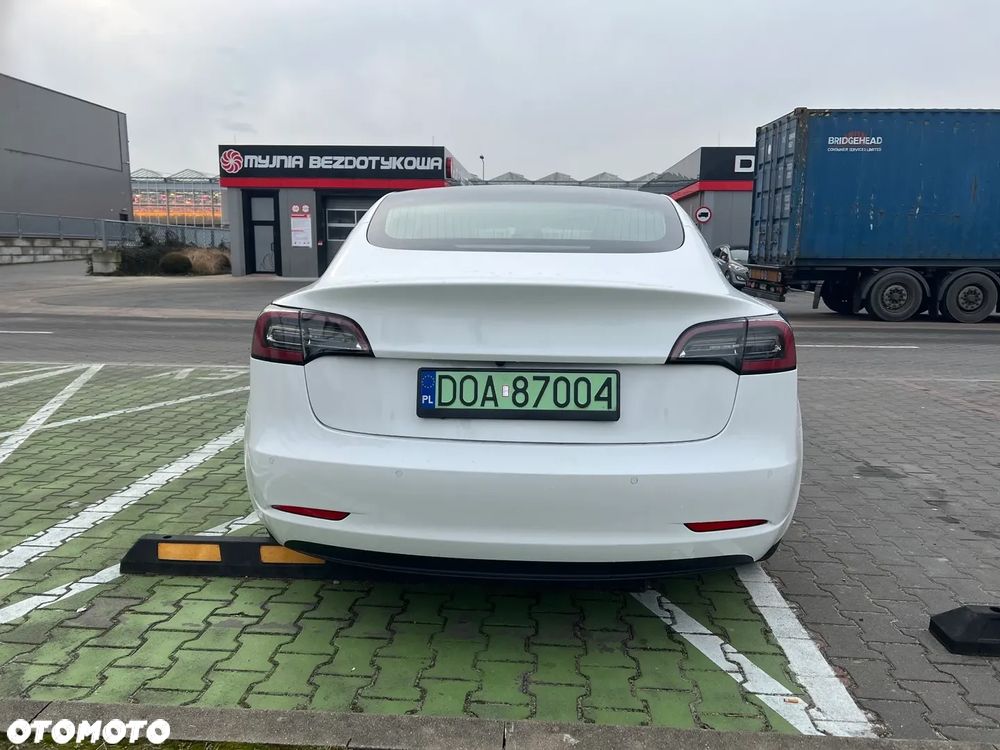 Tesla Model 3 RWD Hinterradantrieb - 3
