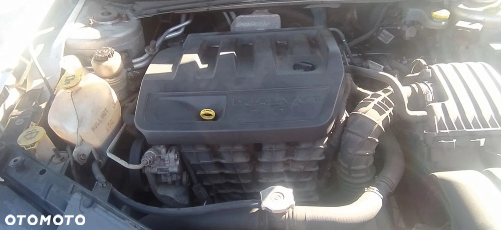 Chrysler Sebring - 10