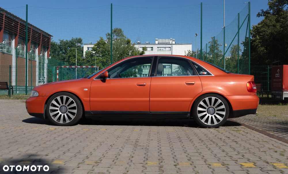Audi A4 Limousine 2.8 Quattro Tiptronic - 16