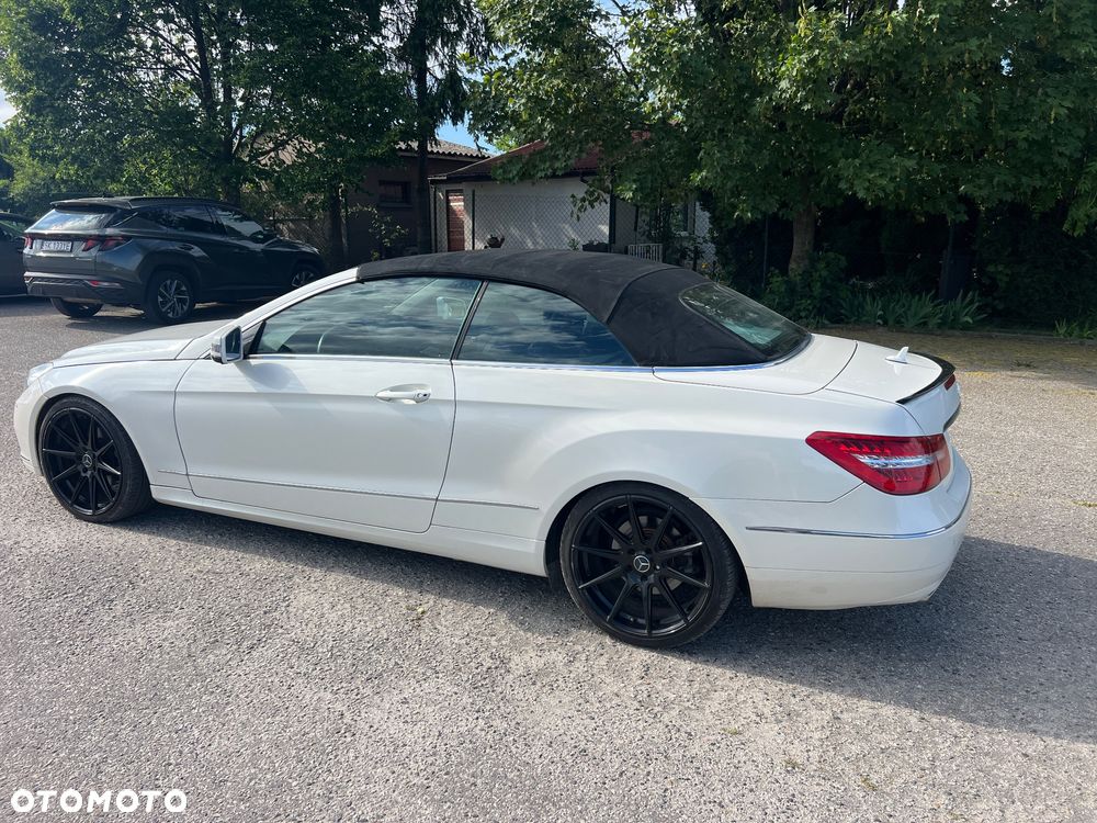 Mercedes-Benz Klasa E 250 CGI BlueEFFICIENCY Automatik Avantgarde - 27