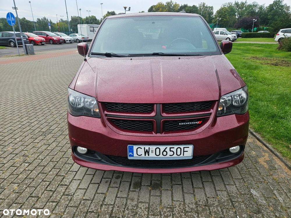 Dodge Grand Caravan 3.6 R/T - 4