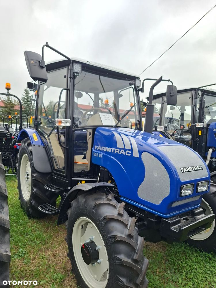 Farmtrac 555DT - 2