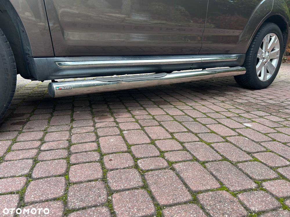 Mitsubishi Outlander 2.2 DI-D 4WD Instyle - 18