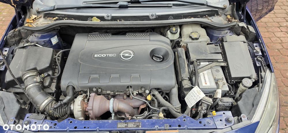 Opel Astra 2.0 CDTI DPF Cosmo - 6