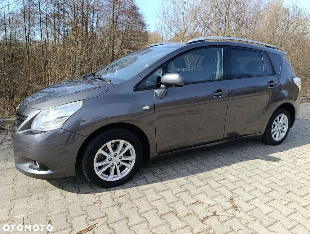 Toyota Verso 1.6 5-Sitzer - 1