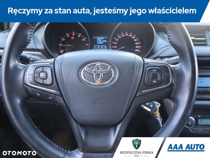 Toyota Avensis - 17