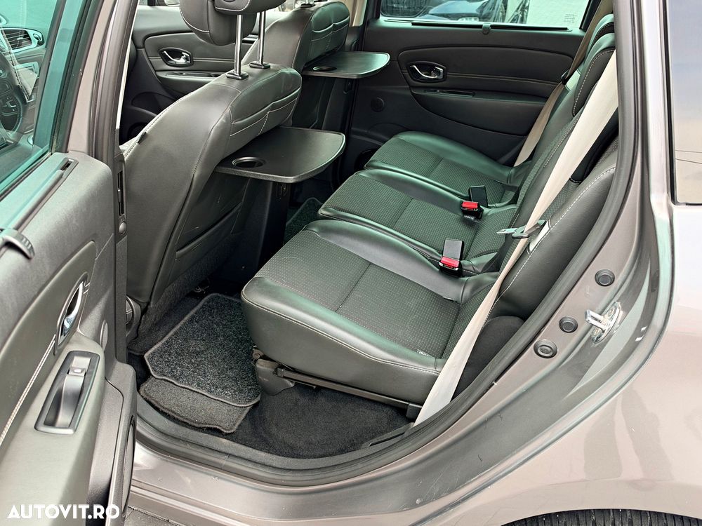 Renault Scenic Xmod 1.6 dCi Privilege - 14