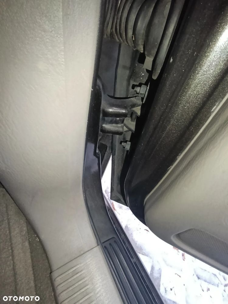 Jeep Grand Cherokee - 15