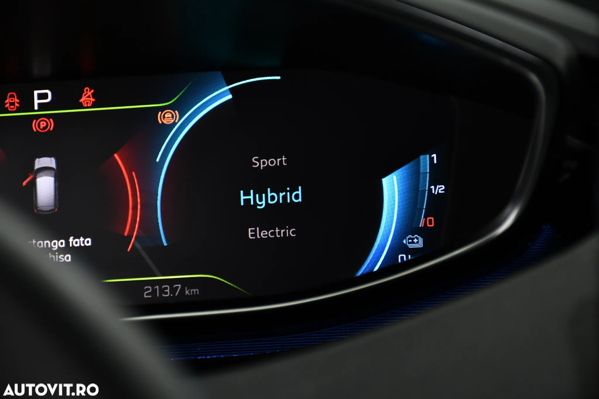 Peugeot 3008 PHEV EAT8 Allure - 35