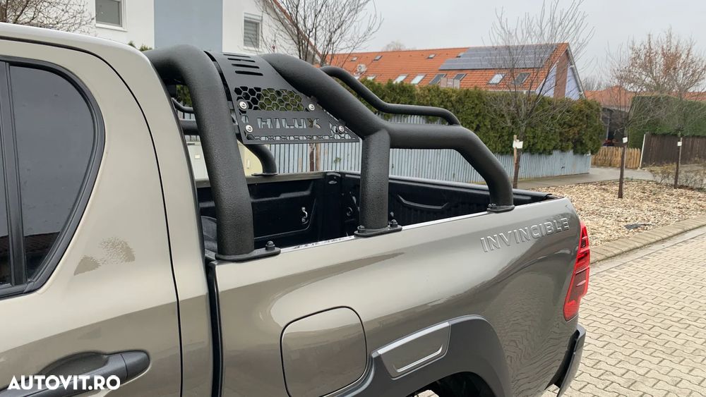 Toyota Hilux 2.8D 204CP 4x4 Double Cab AT Invincible Color Edition - 21