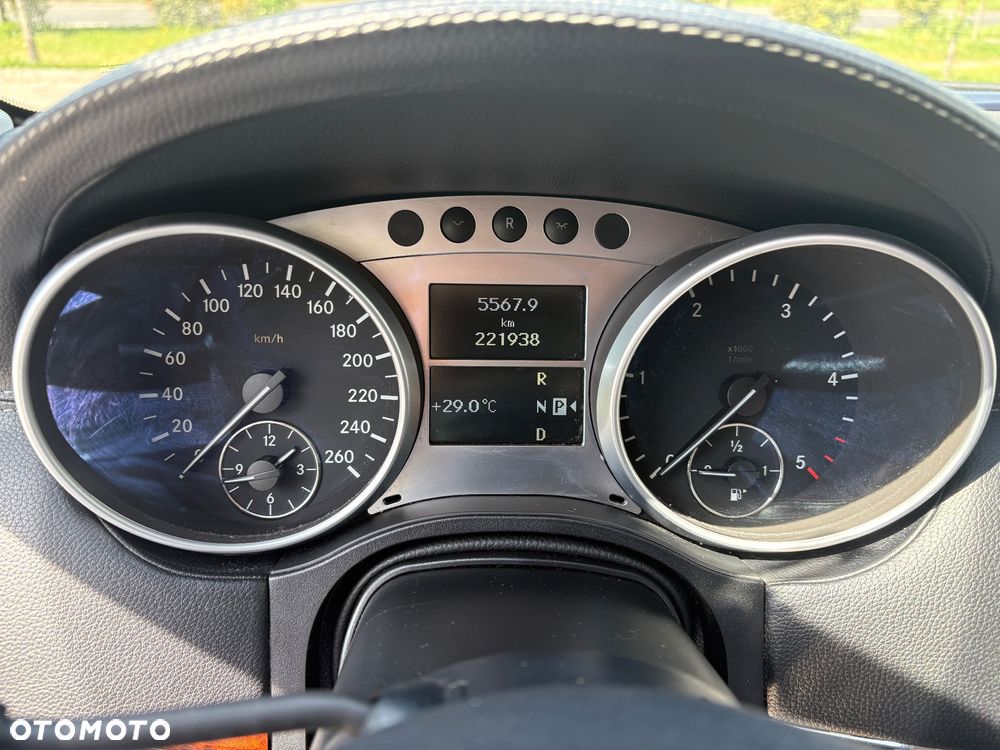 Mercedes-Benz ML 300 CDI 4Matic 7G-TRONIC DPF BlueEFFICIENCY - 10