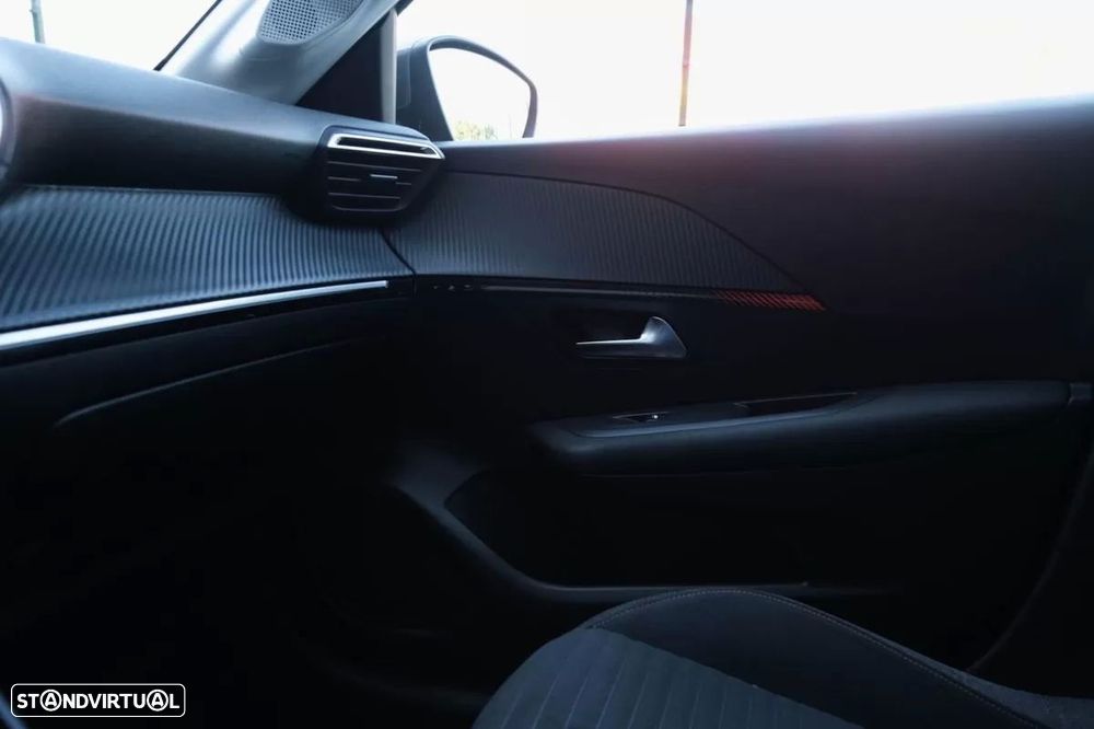 Peugeot 208 1.2 PureTech Active Pack - 21