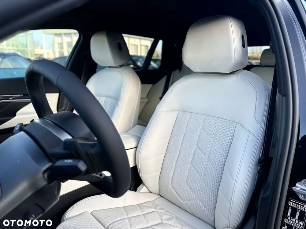BMW Seria 5 540d xDrive mHEV M Sport - 15