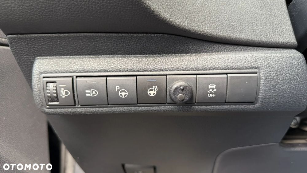 Toyota Corolla 2.0 Hybrid Comfort - 13