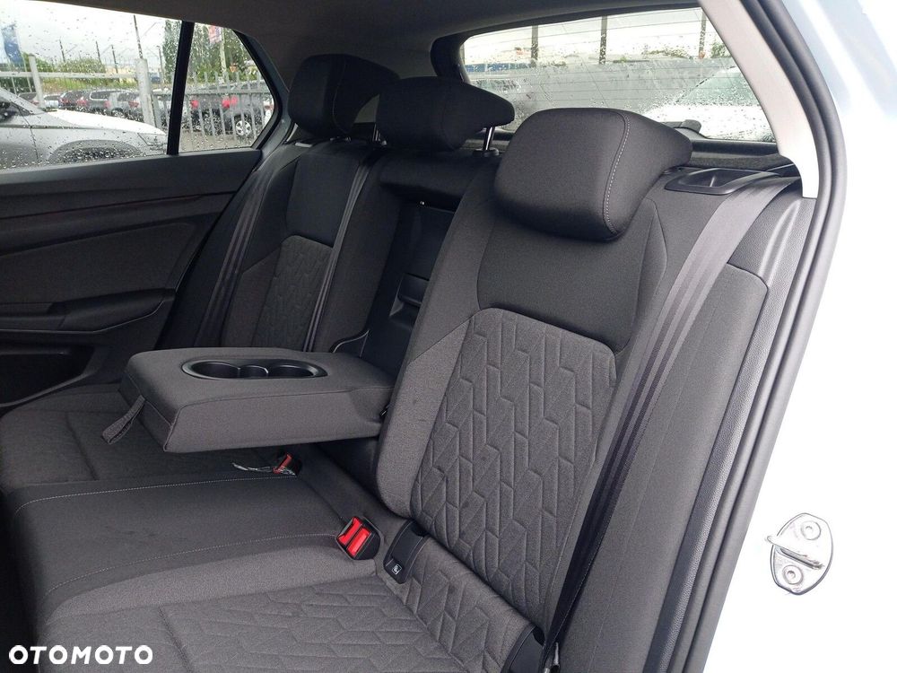 Volkswagen Golf - 16