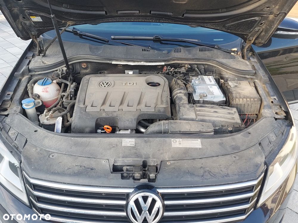 Volkswagen Passat 2.0 Blue TDI SCR Highline - 6