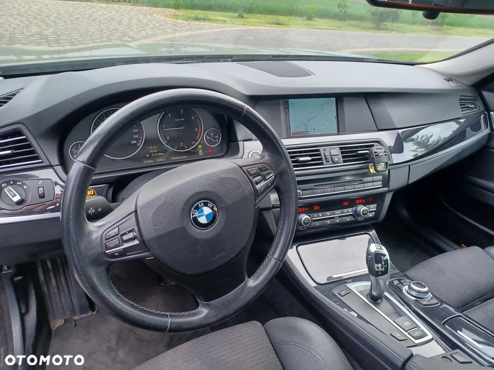 BMW Seria 5 520d - 8