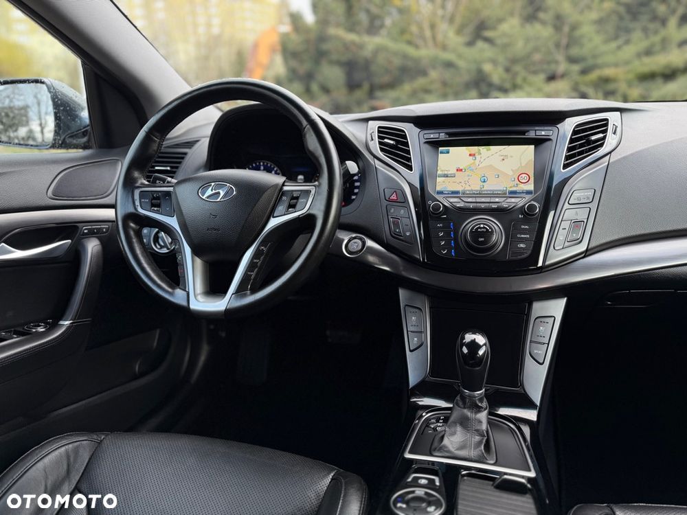 Hyundai i40 Kombi 1.7 CRDi DCT Premium - 19