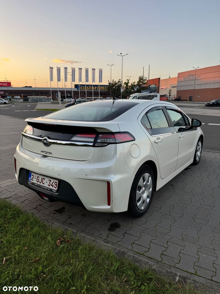 Opel Ampera Standard - 12