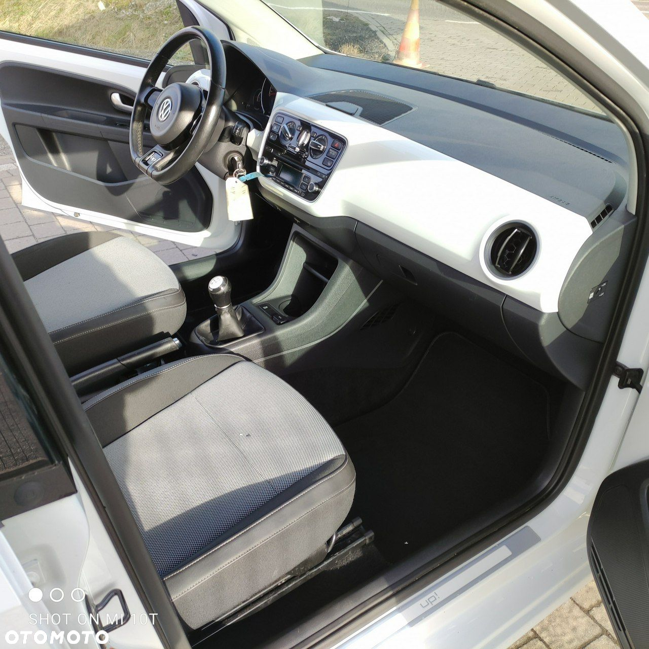 Volkswagen up! - 21