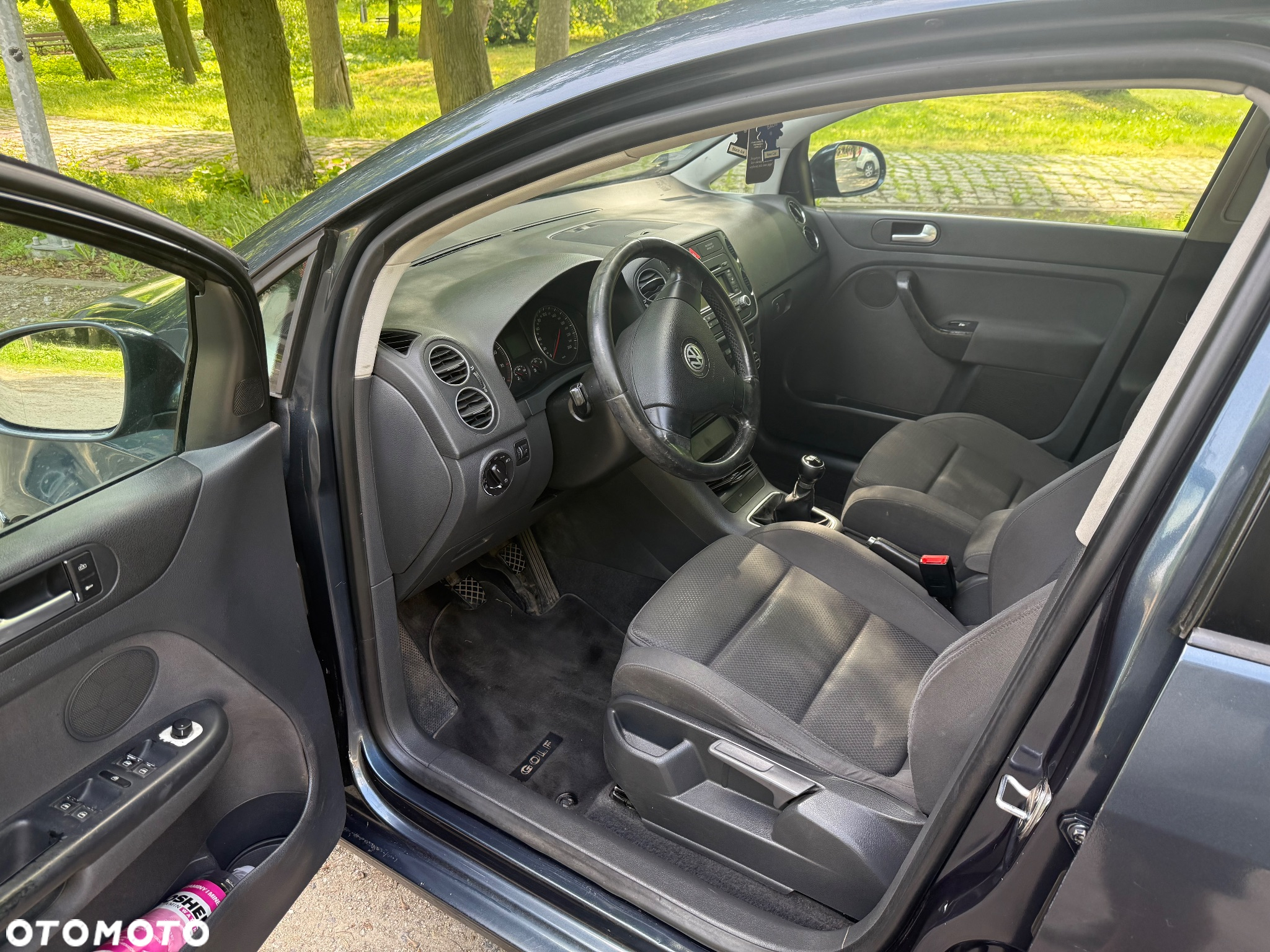 Volkswagen Golf Plus 1.6 FSI Comfortline - 10
