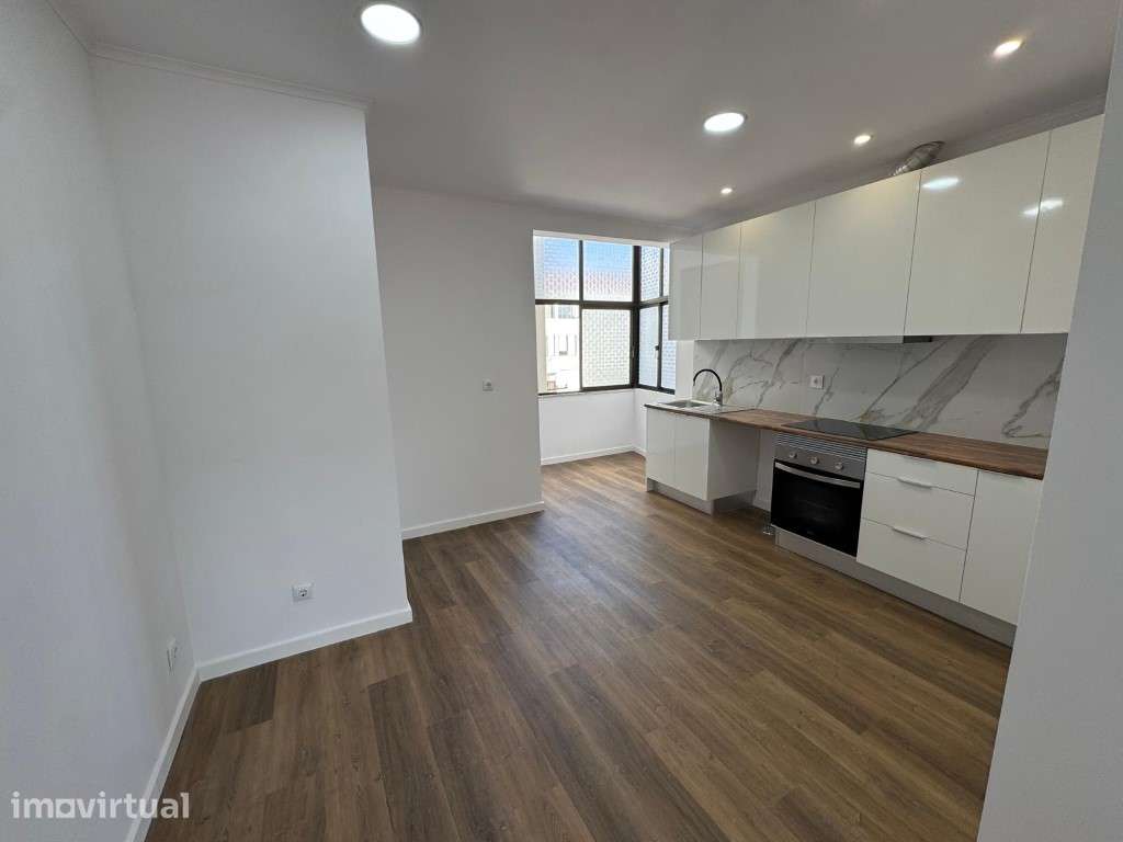Apartamento T3 com 92 m² de área bruta, Barreiro - Grande imagem: 3/24