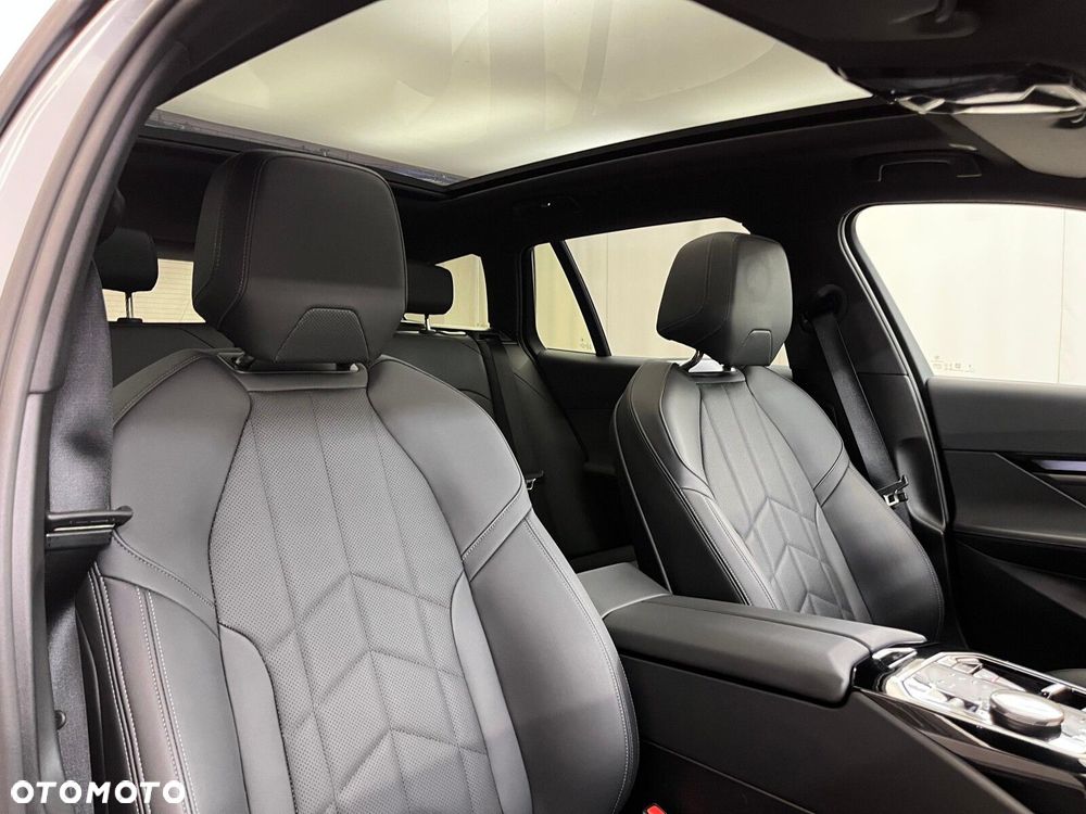 BMW Seria 5 520d xDrive mHEV M Sport - 41