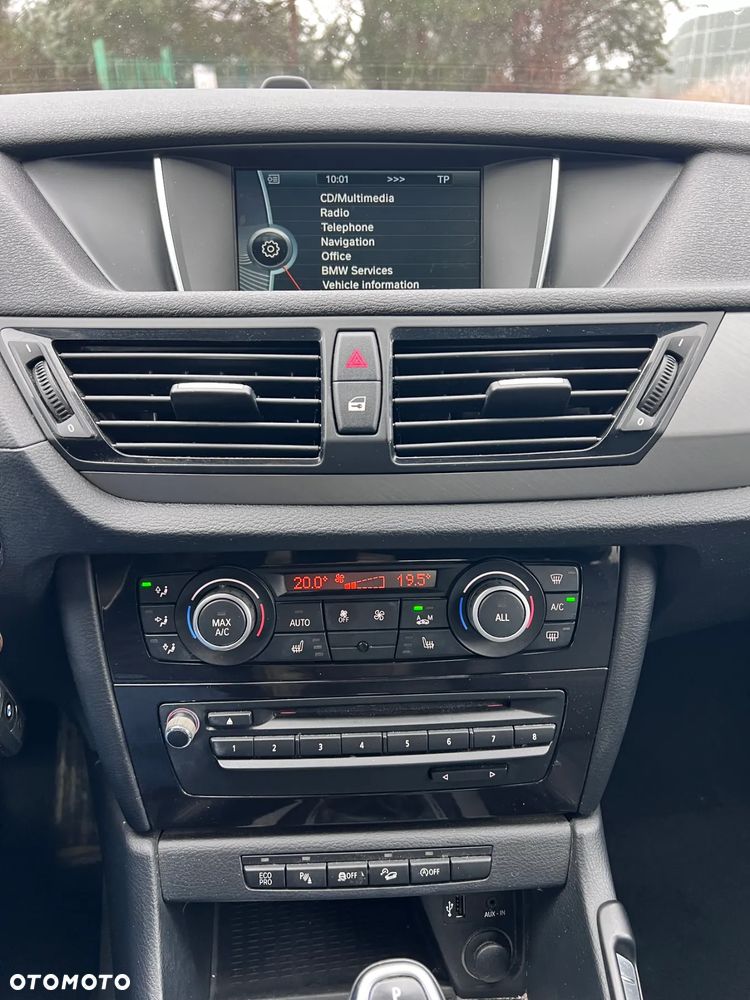 BMW X1 xDrive20d - 16