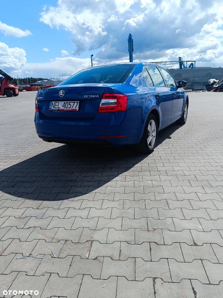 Skoda Octavia 1.6 TDI SCR Ambition - 3