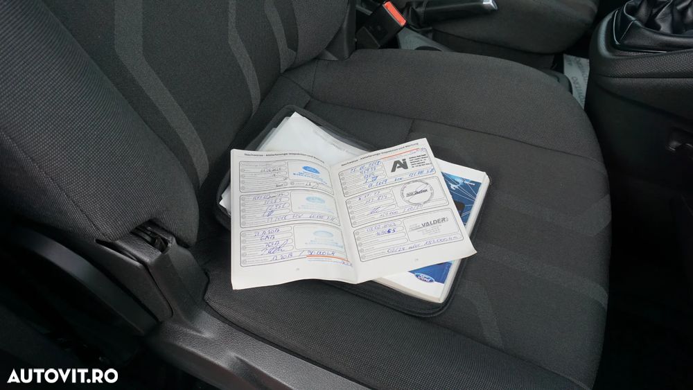 Ford Tourneo Connect 1.5 EcoBlue Start-Stop Titanium - 28