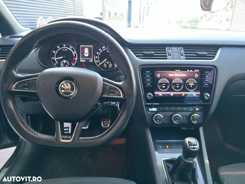 Skoda Octavia 2.0 TSI RS - 9