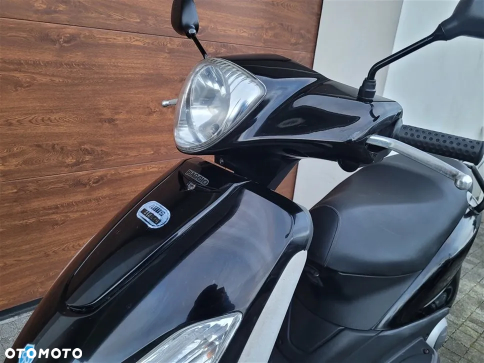 Piaggio FLY - 4