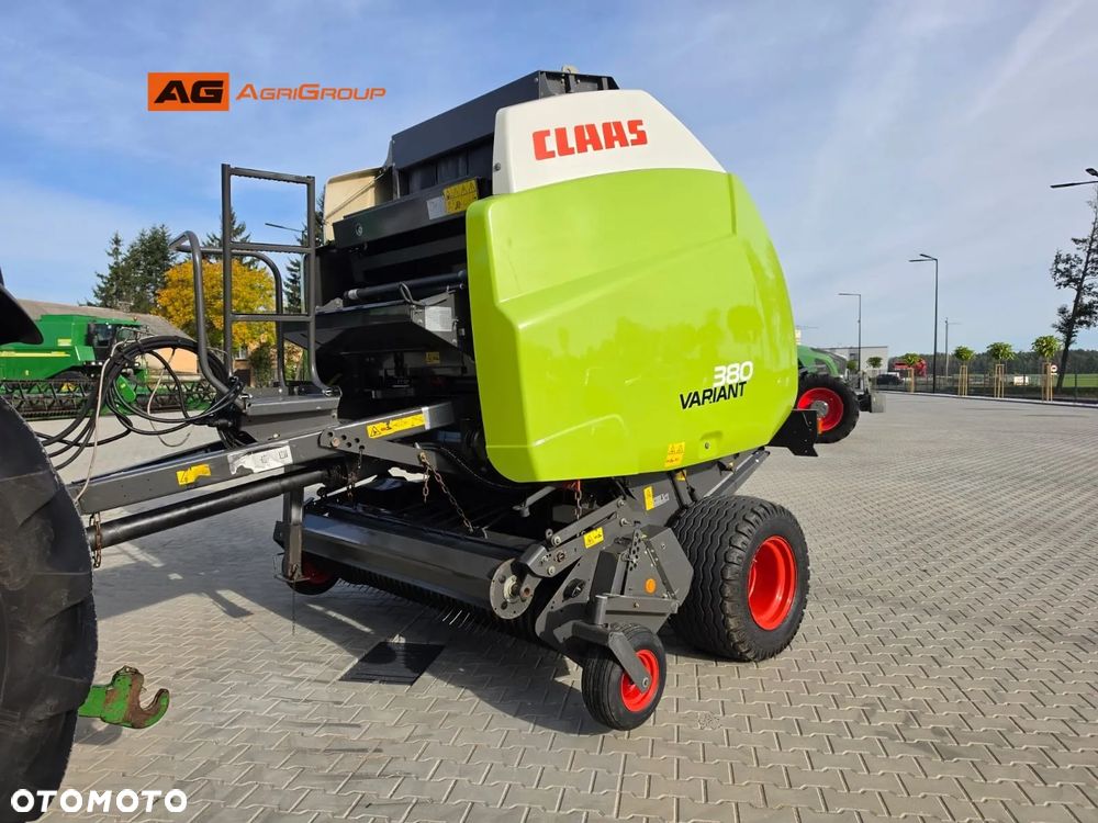 Claas Variant 380 RF PRO - 1