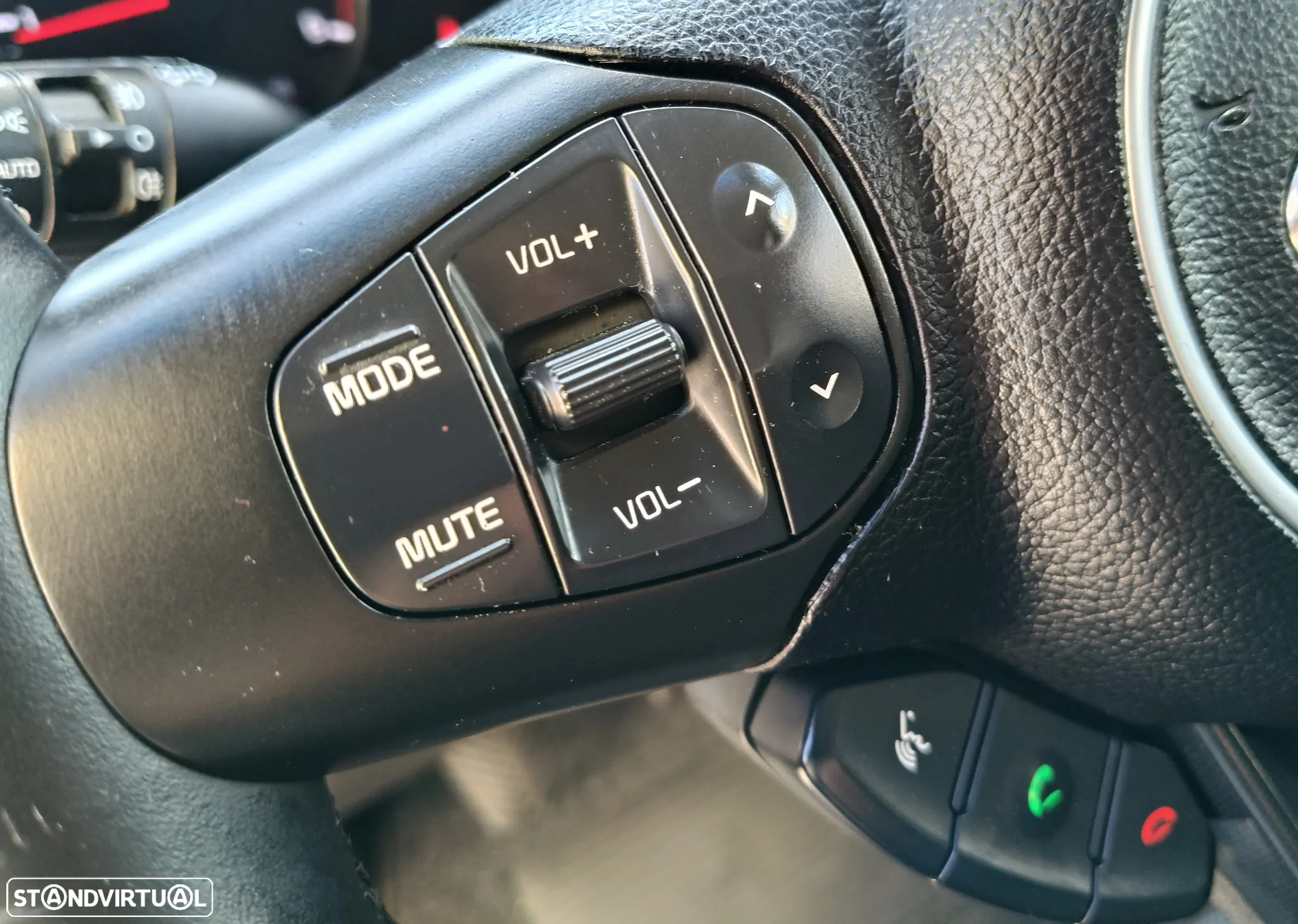 Kia Carens 1.7 CRDi ISG TX - 14