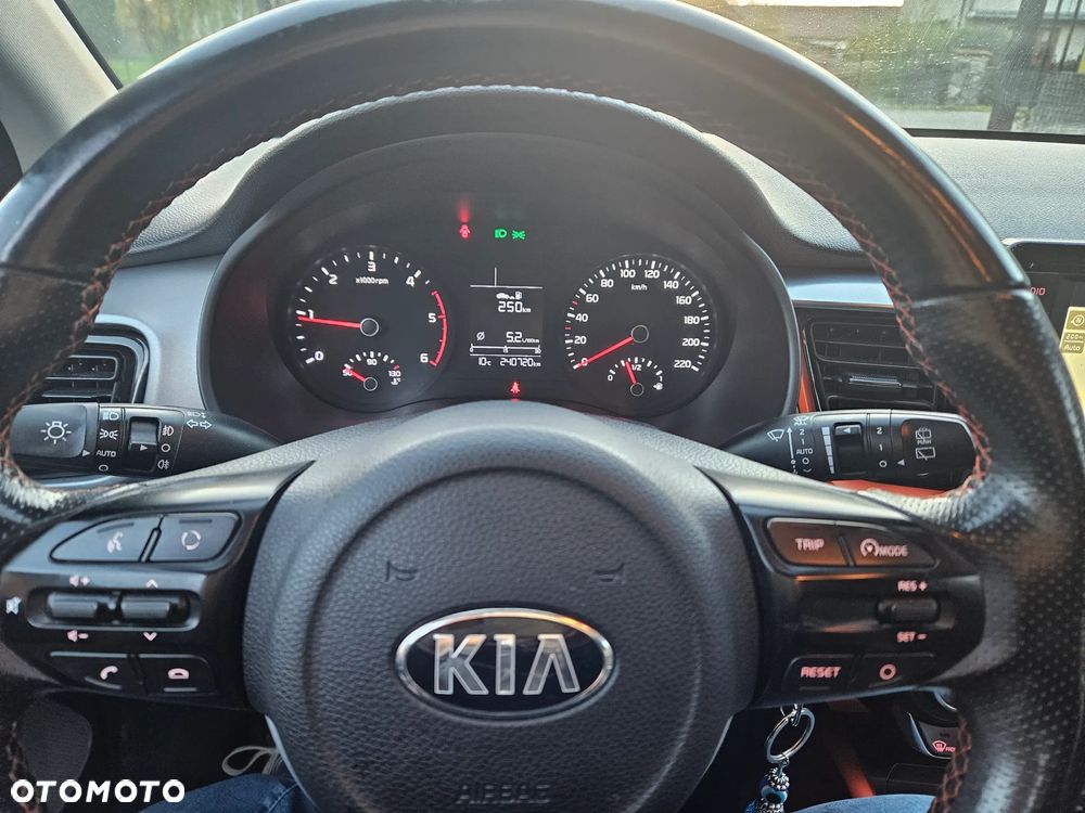Kia Stonic 1.6 CRDi XL - 5