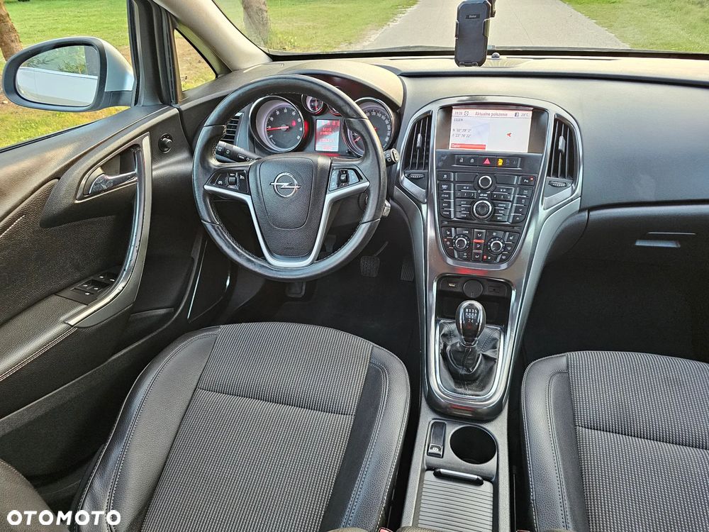 Opel Astra - 12