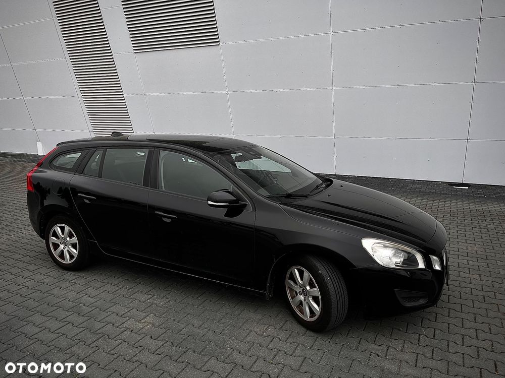 Volvo V60 D2 Kinetic - 2
