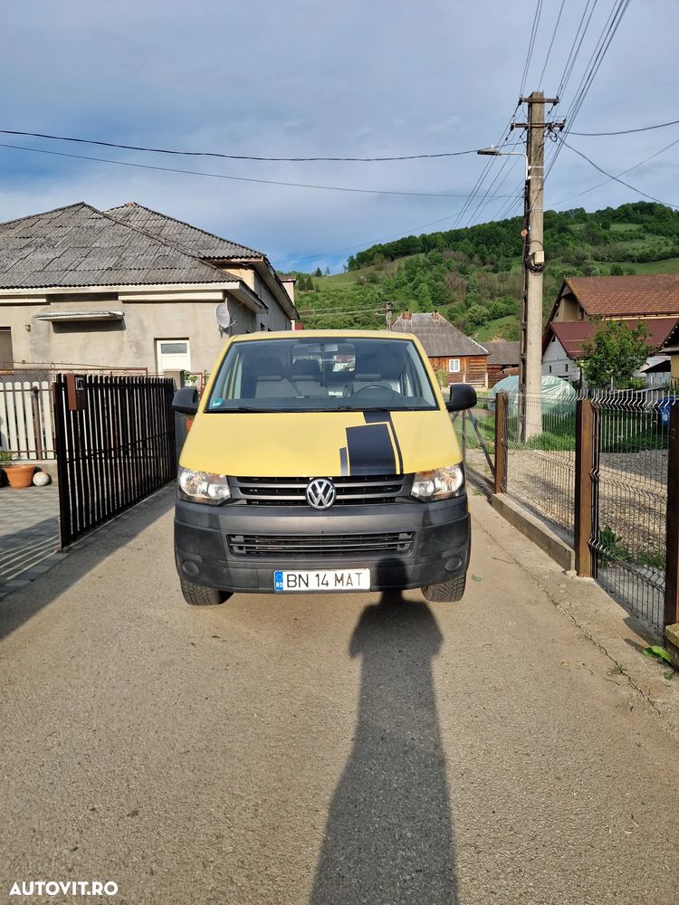 Volkswagen Transporter - 1