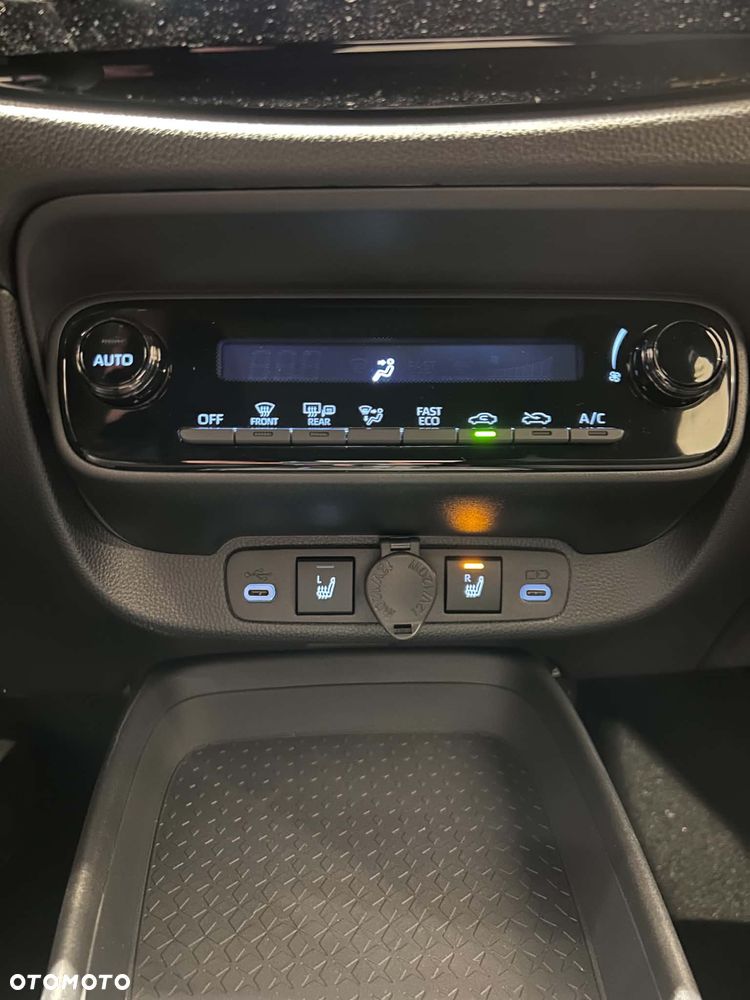 Toyota Aygo X Hybrid 1.5 Comfort e-CVT - 30