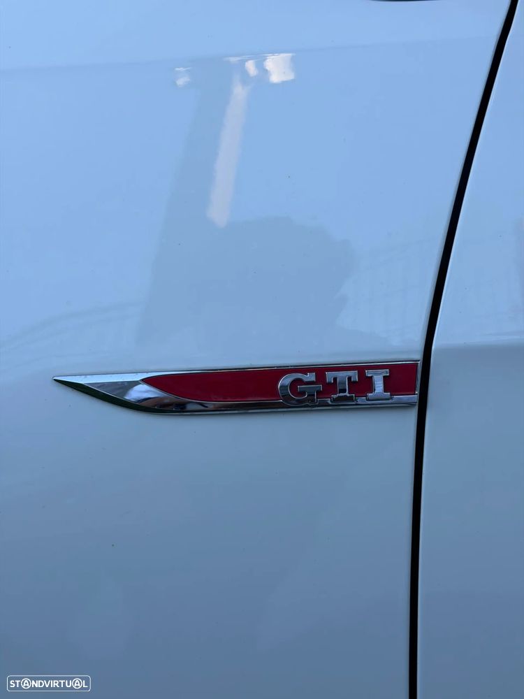 VW Golf 2.0 TSI GTI DSG Performance - 15