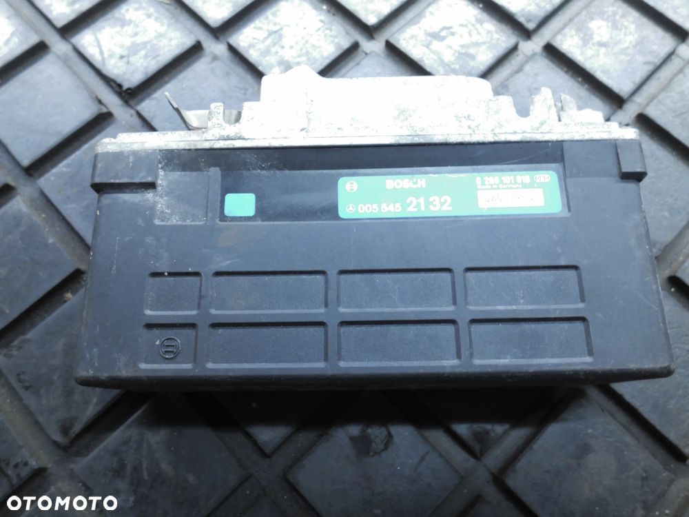 MERCEDES W124 2.0 D STEROWNIK SILNIKA 0055452132 0265101018 POSIADAM 3 SZT - 3