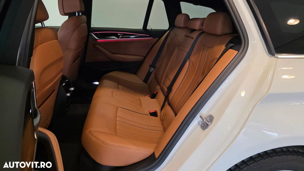 BMW Seria 5 540i xDrive AT MHEV - 9