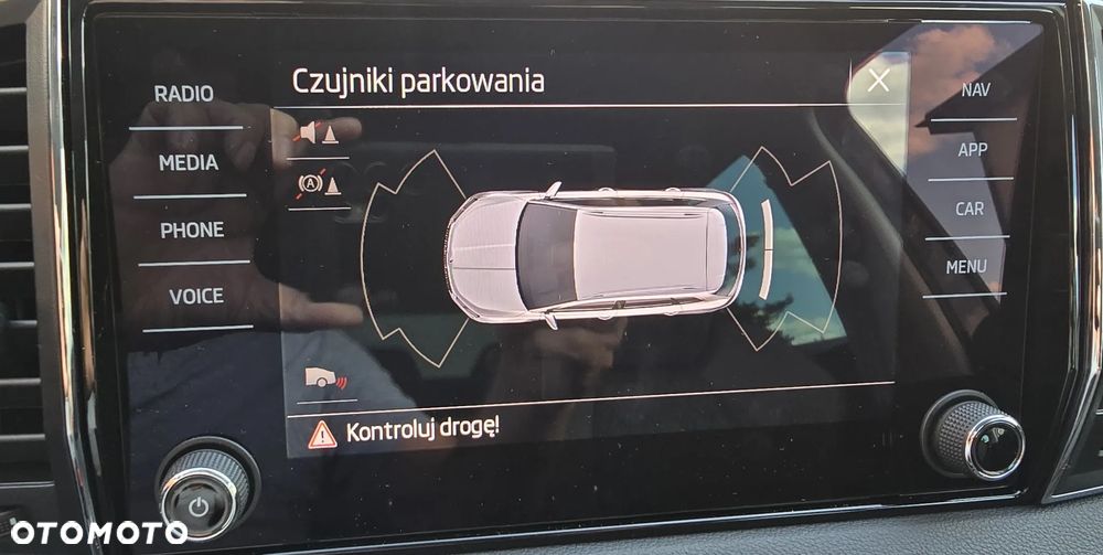 Skoda Karoq 2.0 TDI SCR 4x4 Style DSG - 28