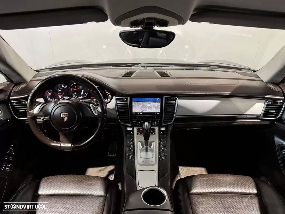 Porsche Panamera - 15
